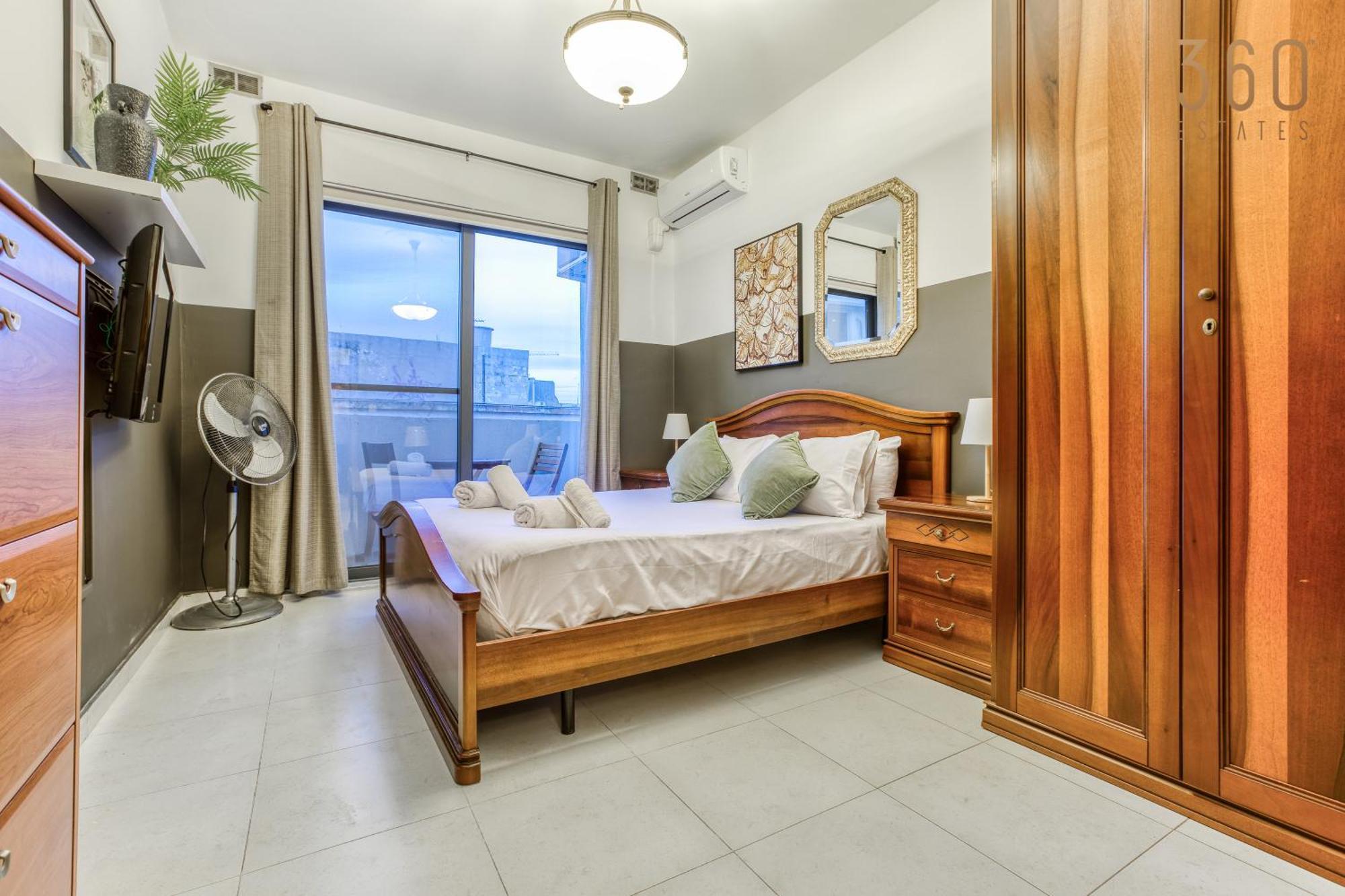 A Comfortable Apartment In The Heart Of Paceville Bt 360 Estates St. Julian's Exteriör bild