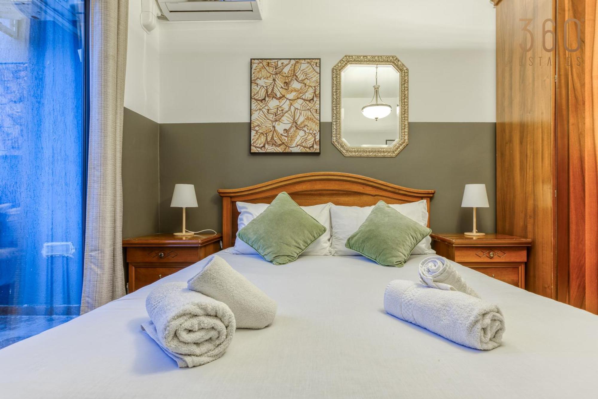 A Comfortable Apartment In The Heart Of Paceville Bt 360 Estates St. Julian's Exteriör bild