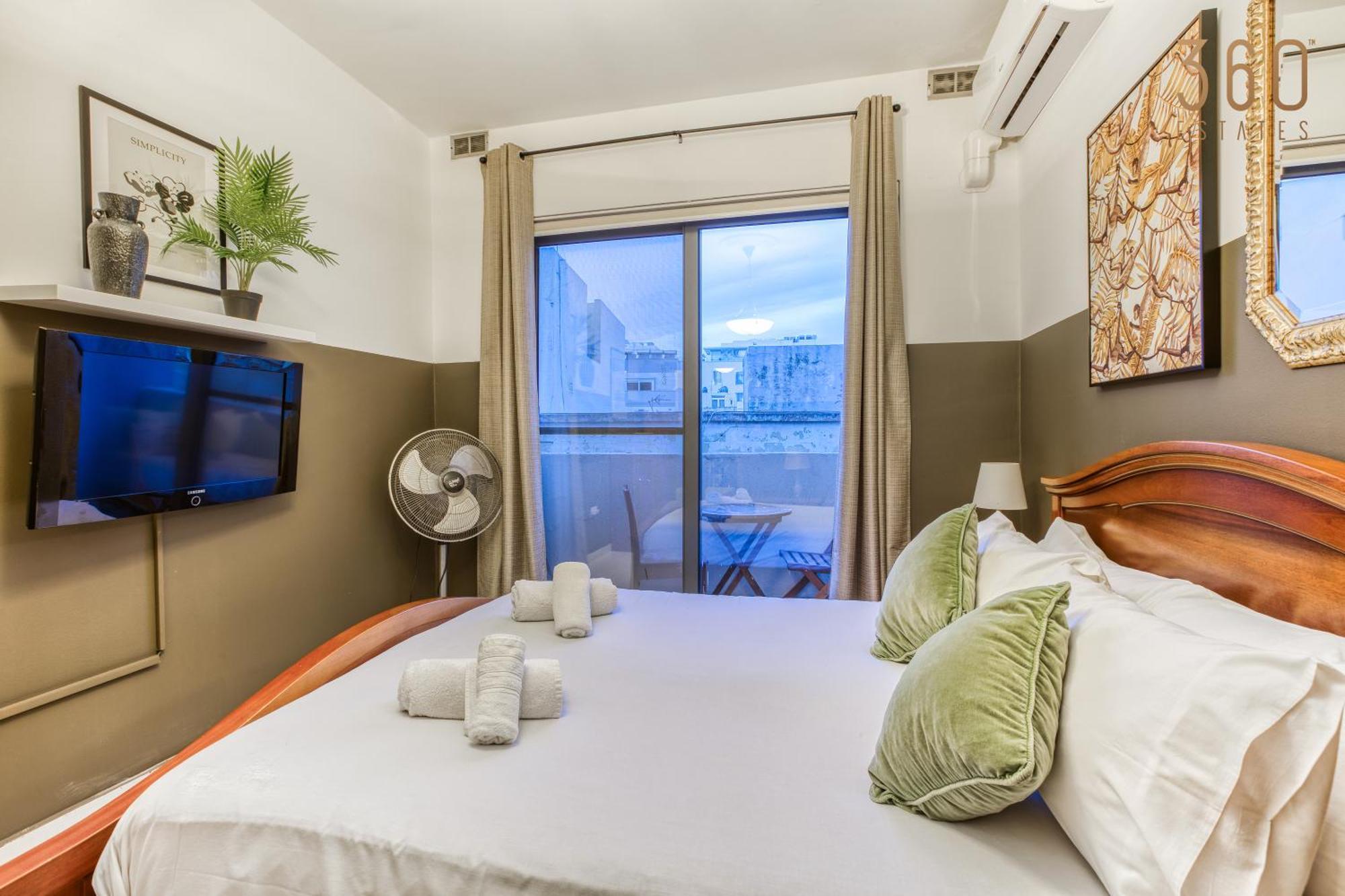 A Comfortable Apartment In The Heart Of Paceville Bt 360 Estates St. Julian's Exteriör bild